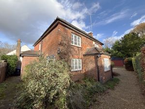 Photo 16- click for photo gallery